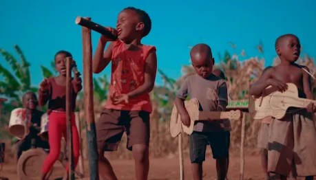 能歌善舞的非洲儿童