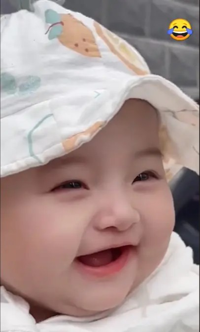 人类宝宝的微笑